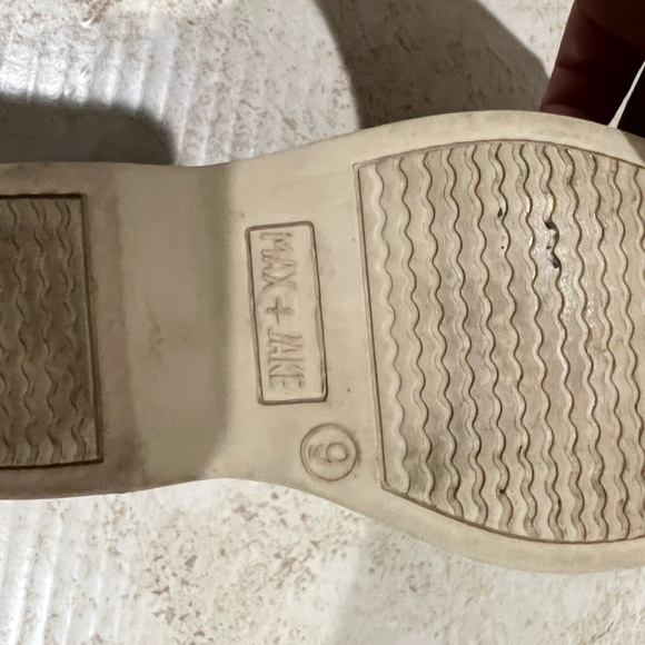 Max and Jake toddler boy black dress shoe size 9. - Picture 9 of 9